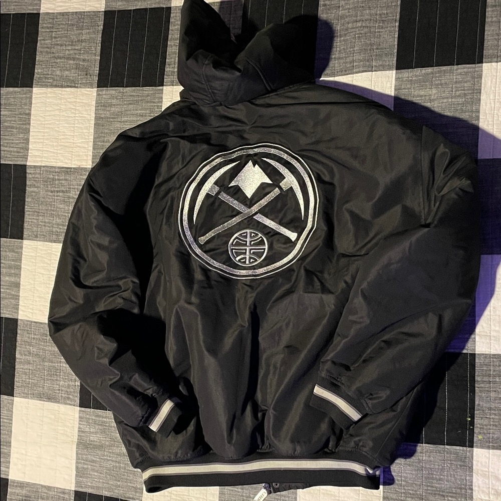NBA UNK Black Quilted Puffer Denver Nuggets Jacket Coat - Picture 11 of 15